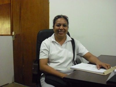 Emprejariu Feto apresia sms kona ba tender iha Timor-Leste