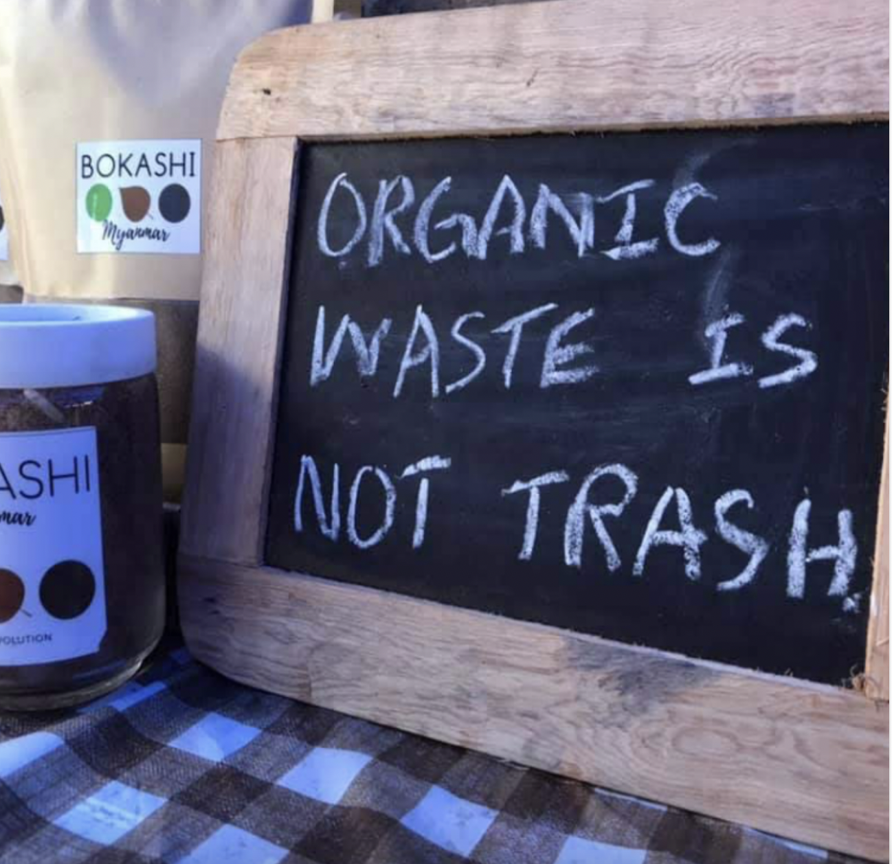 Bokashi convierte la basura en un tesoro de compostaje en Myanmar.